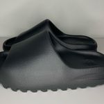 Yeezy Brand New Onyx  Slide Size 6 Photo 0