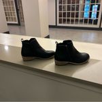 Jeossy Milan ankle boots! Size 8 1/2. Great shape!! Good looking!! Black Photo 10