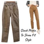American Eagle  Tan Stretch Mom Straight Corduroy Pant Size 2 Regular Photo 2
