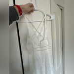 White Lace Jumpsuit V Neck Criss Cross Back‎ Sleeveless Romper Elegant Size M Photo 3