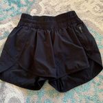 Lululemon  Hotty Hot shorts midrise Photo 0