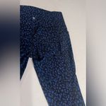 Athleta Salutation Stash Pocket II Blue/Black Printed 7/8 Legging Large Photo 6
