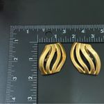Unique Vintage 80’s Unsigned Gold-tone Sheet Runway Large Clip On Earrings 31g Photo 5
