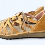 Naot Yarrow Oily Dune Nubuck Ghillie Lace Photo 1