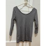 Guess  size small grey long sleeve shirt v neck 3/4 sleeve 3 diamond rhinestones Photo 8