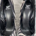 Shiekh 🆕  Black and Zebra Wedge with Buckle Accent Photo 6