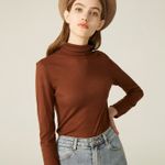 Outback Red Turtle Neck Long Sleeve Photo 0