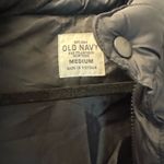 Old Navy  Black Vest Puffer Medium Zip-Up Photo 3