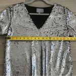 Anthropologie Vanessa Virginia Silver Sequin V Neck Short Sleeve Party Blouse XS Photo 6