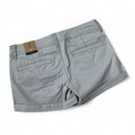 American Eagle NWT Outfitters Midi Stretch Shorts Women's Size 2 Light Gray Photo 1