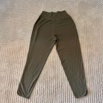 Carbon 38  Women’s Jogger Pants Color: Melt Sage Green Size Large GUC Athleisure Photo 3
