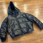 Black Puffer Jacket with Hood, probably m, trendy Size M Photo 0