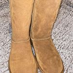 Minnetonka brown boots Photo 2