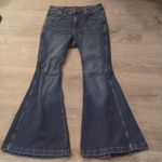 Wrangler Retro High Rise Flare jeans Size 27x32 Photo 1