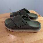 UGG  Goldenstar Cross Slide Suede Minimalist Platform Sandal Green Size 7.5 Photo 2