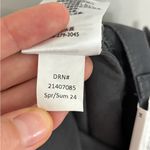 Eddie Bauer NWT Women's Adventurer Stretch Ripstop Shorts in Carbon - Size 14 Photo 8