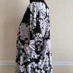 Cato Floral Drama Ruffle Hem Tunic Large Black White Blouse Modest Chic Career Photo 3