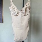 SKIMS  SEAMLESS SCULPT LOW BACK THONG BODYSUIT IN SAND Size S‎ NWOB Photo 4