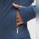 Lululemon NWT  Define Cropped Jacket Nulu - Blue Twill/Gold/Gold - 4 Photo 4