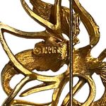 Vintage Designer HAR Brushed Gold Single Pearl Costume Jewelry Brooch Pin Gold Photo 5