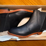 Nisolo Chelsea Boots | Black Leather | Women’s Size 6 | NWT Photo 0