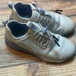 Clove Grey Nursing Shoes size 6 Photo 1