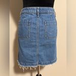Loft EUC Medium Wash Denim Button Front Frayed Mini Skirt size 00P Photo 4