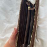 Michael Kors  Wallet Photo 3
