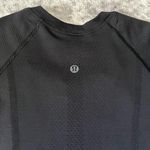 Lululemon Swiftly Tech Short Sleeve Photo 2
