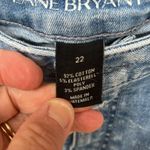 Lane Bryant Boyfriend Jeans Embroidered Flowers Hippie  Womens 22  Photo 8