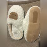 NWOT Women’s Cozy Cream Teddy Bear Slippers In It’s Original Bag White Size undefined Photo 1