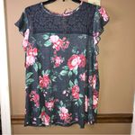 Torrid  Textured Floral Crew Neck Lace Pieced Tie Back Top Grey Pink 1X‎ Photo 1