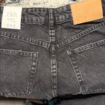 NWT Zara Black Denim Shorts, classic mom fit. High rise size 8. Photo 4