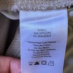 Eddie Bauer Women’s Outdoor Cargo Capri Pants size women s P2 Photo 11