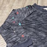 secret treasures 3/$25 women’s like new heathered gray top w/ cute star sleeves Photo 2