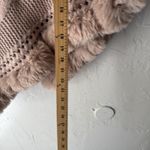 Le Moda Sweater Poncho Womens One Size Pink Cable Knit Faux Fur Trim Cowl Cozy Photo 4