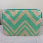 Laptop Case Green Photo 1