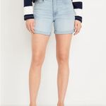 Old Navy High-Waisted Wow Jean Shorts -- 5-inch inseam Photo 1