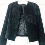 Yvonne Marie Photo 0