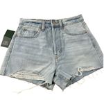 Wild Fable Women's Light Wash High Rise Cut-Off Jean Shorts - Size 8 - NWT Photo 0