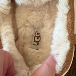 UGG  Dakota Sunshine Perforated Women’s Slipper Photo 3