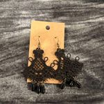 Elegant Black Lace Earrings Photo 0