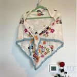J.JILL embroidered triangle shawl/scarf cream with vivid colors‌‌ White Size M Photo 2