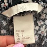 H&M black ditsy floral high rise shorts with pockets, size 6 bohemian summer Photo 3