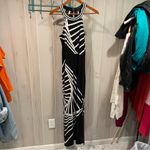 BCBGMAXAZRIA Cute black white geometric jersey knit stretchy flowy maxi high neck dress BCBG Photo 13