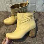 Timberland  Earthkeepers Rudston tan leather heeled boots Photo 3