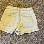 Universal Threads ❤️ Universal Thread White High Rise Shorts Photo 2