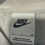 Nike  Men's Small White Crewneck Fleece Pullover Sweatshirt Photo 2