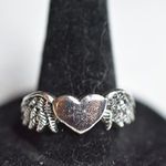 Source Unknown NWOT Heavenly Angel Wings Heart Silver Tone Cottagecore Fairy Size 6 Ring Photo 0