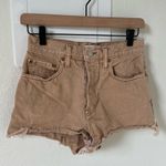 RE/DONE  70s High Rise Denim Shorts in Washed Khaki / Light Brown Photo 2